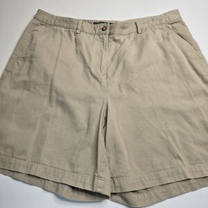 Ralph Lauren Women's Beige‎ Shorts